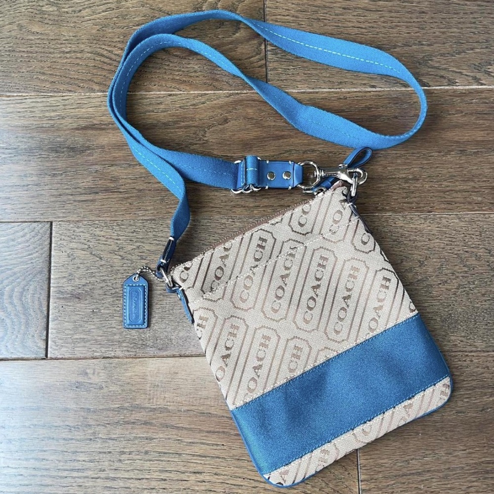 Coach 2009 Swingpack Blue Brown Crossbody Bag